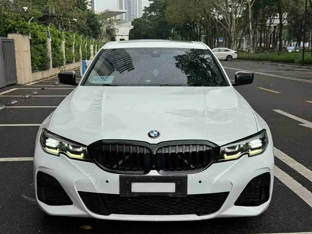 BMW 3 Series 2020 Facelift 325i M Sport Night Edition фото 3