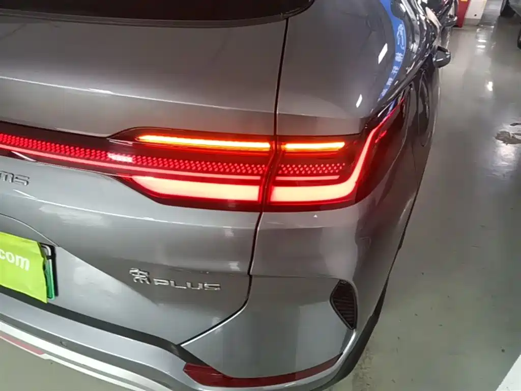 BYD Song PLUS PHEV 2023 Champion Edition DM-i 110KM Flagship PLUS фото 8