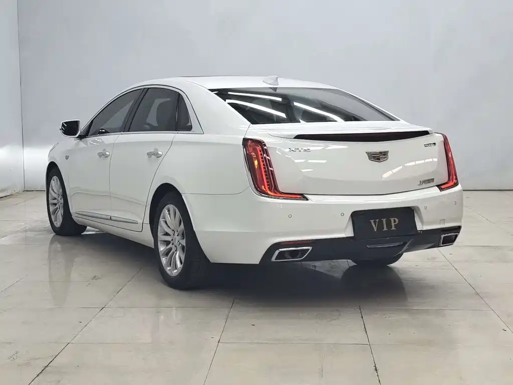 Cadillac XTS 2019 2018 28T Technology