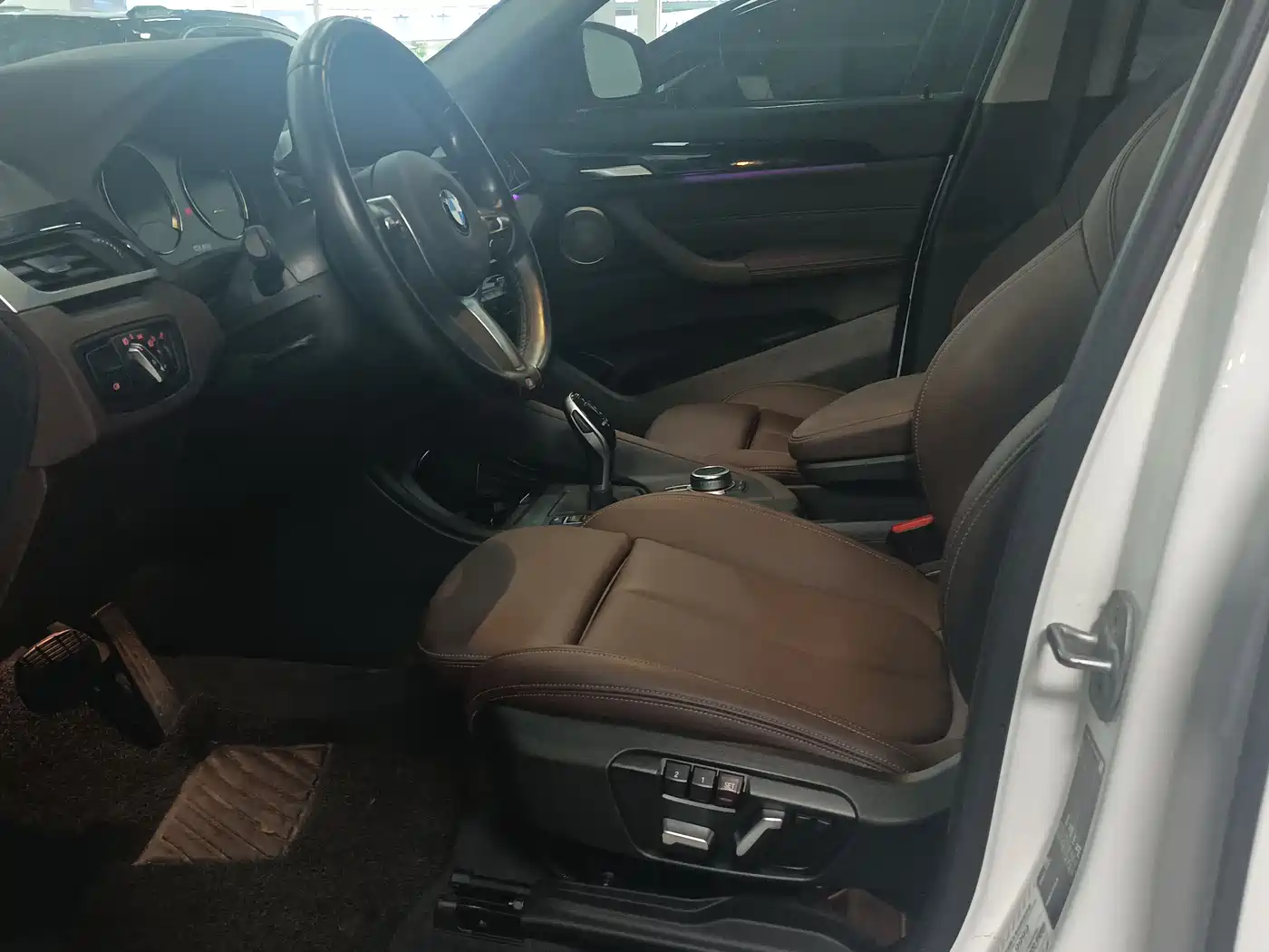 BMW X1 2022 sDrive25Li Leading фото 3