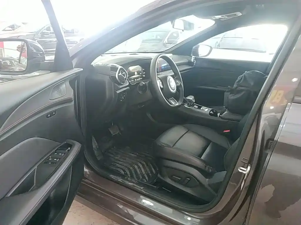 MG MG5 2024 2025 300TGI Global Flagship