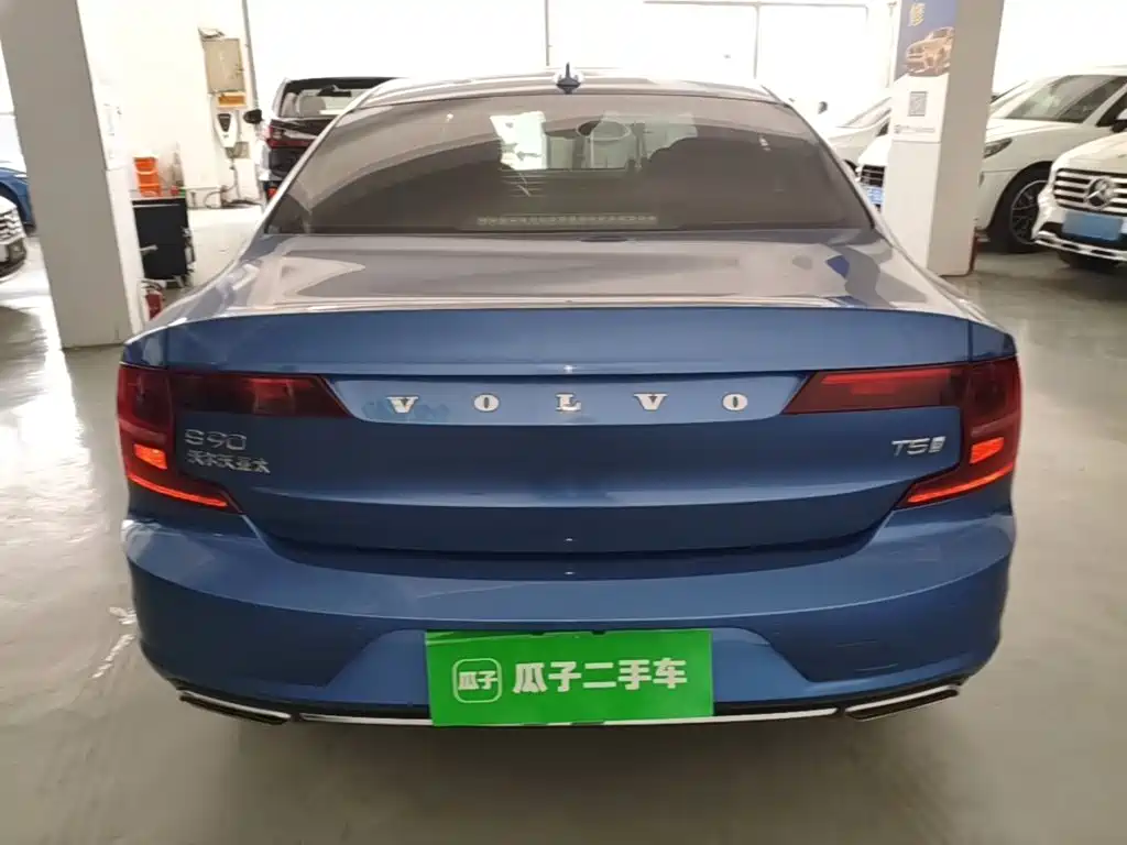 Фото 6 - Volvo S90