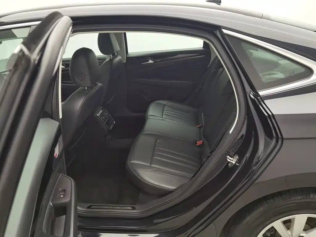 Volkswagen Passat, миниатюра 15
