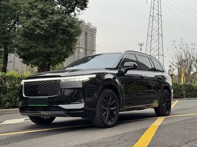 Li Auto Li ONE 2020 Extended Range 6-seater