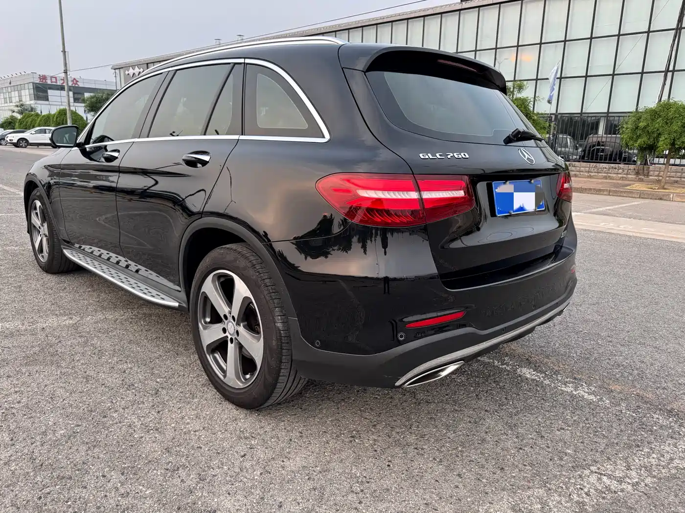 Mercedes-Benz GLC 2017 GLC 260 4MATIC Luxury фото 3
