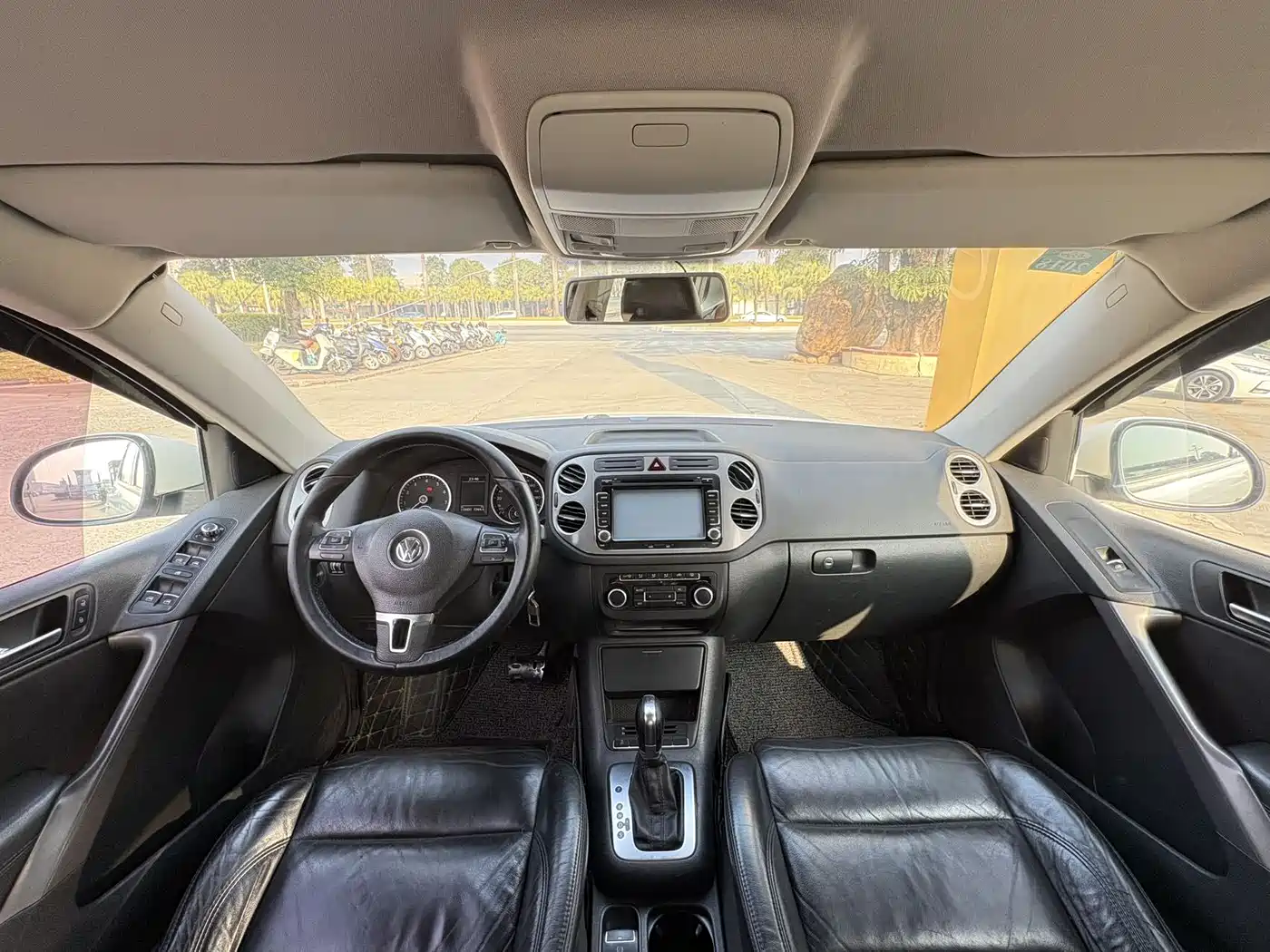 Volkswagen Tiguan 2012 1.8TSI Automatic 2WD Trend Edition фото 6