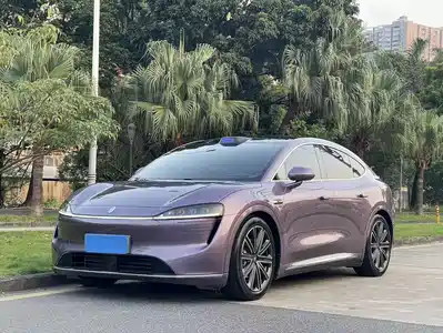 Luxeed R7