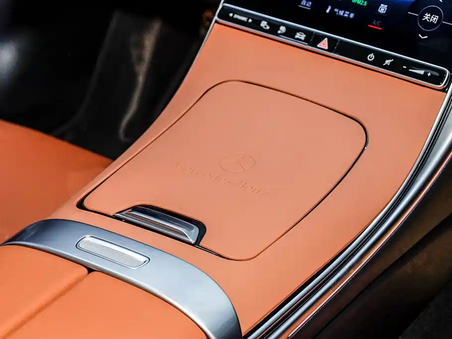 Mercedes-Benz C-Class New Energy 2024 Facelift C 350 eL фото 24