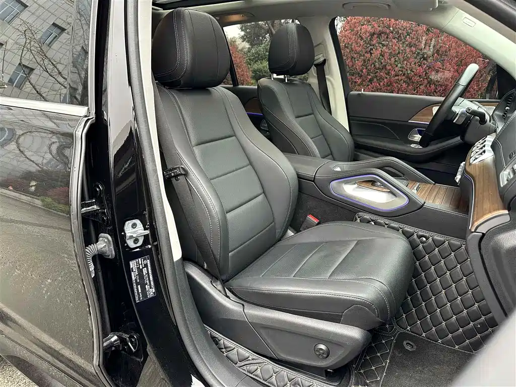 Mercedes-Benz GLE 2024 GLE 450 4MATIC Fashion фото 7