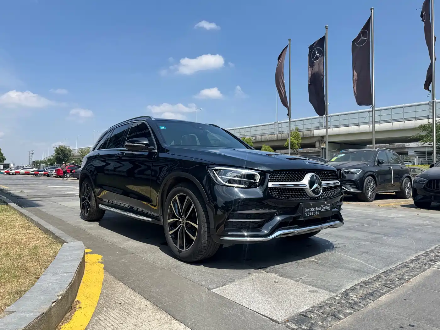 Mercedes-Benz GLC 2020 Facelift GLC 300 L 4MATIC Dynamic фото 4
