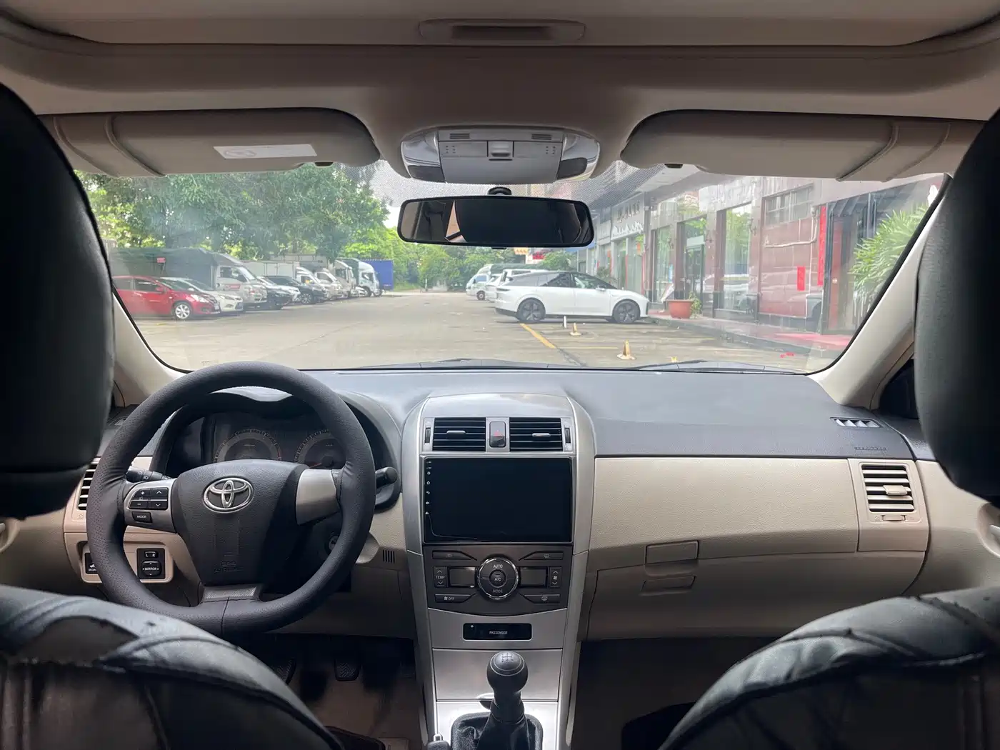 Photo 5 - Toyota Corolla