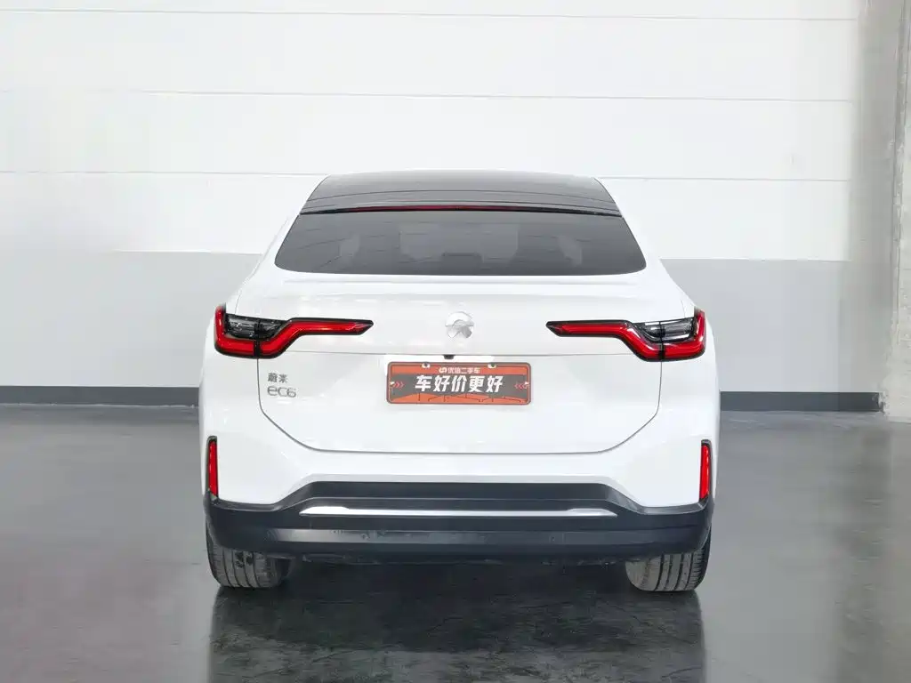Фото 4 - NIO EC6