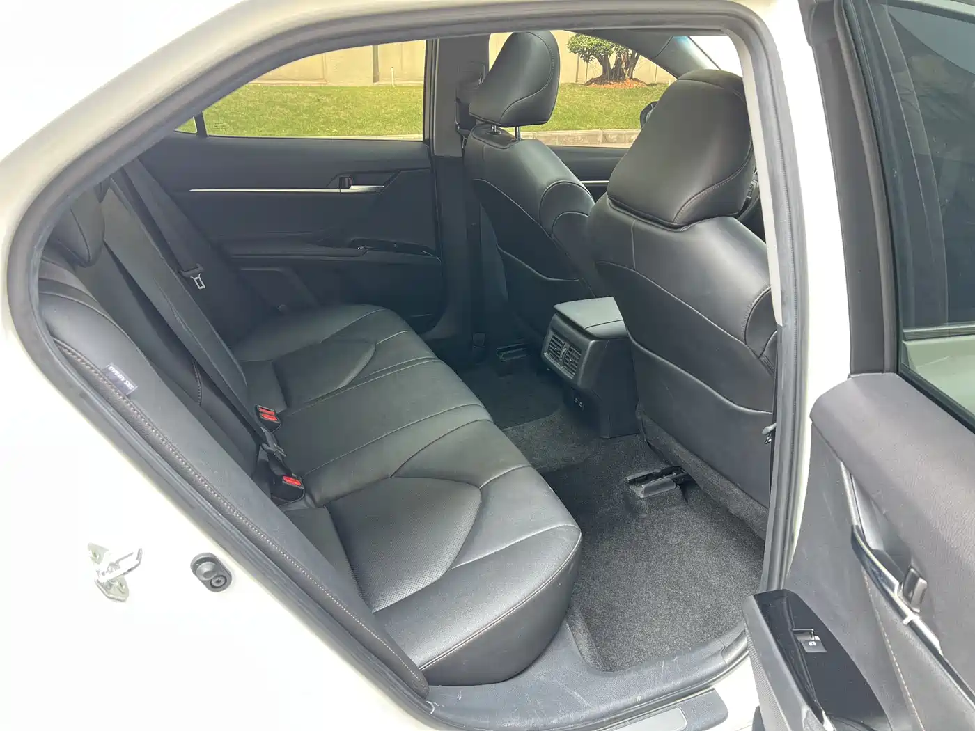 Toyota Camry 2019 2.5G Luxury Edition China VI фото 11