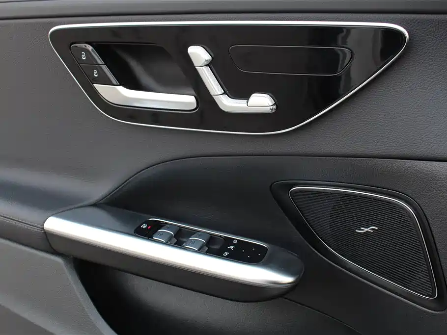 Mercedes-Benz C-Class 2023 C 260 L Sport фото 7
