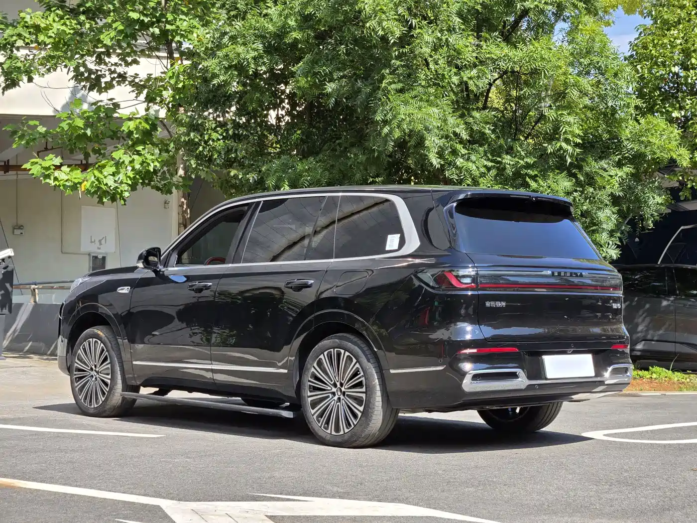Geely Galaxy Galaxy M9 2025 2025 Base Model