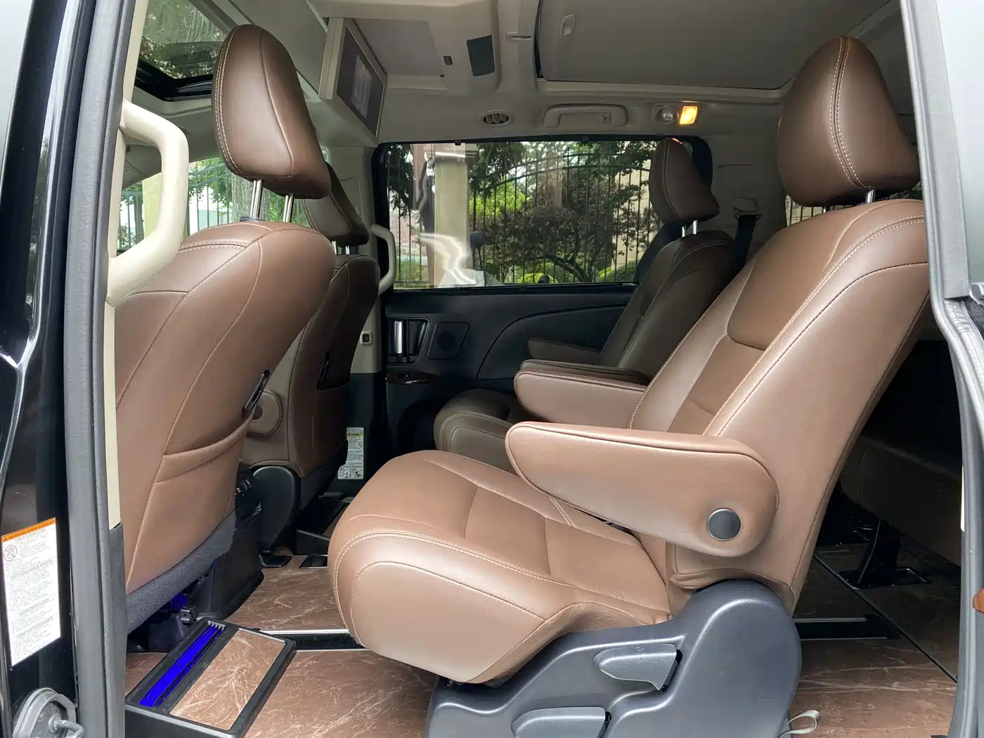 Toyota Sienna 2015 3.5L 4WD L фото 21