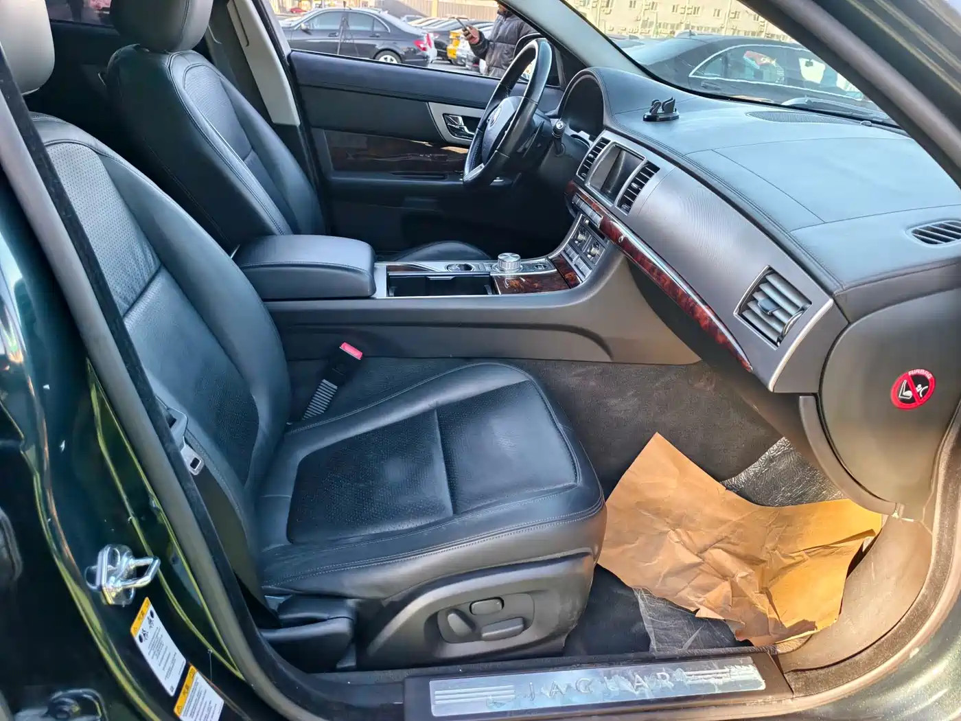 Jaguar XF 2010 2009 Model XF 3.0L V6 Luxury Edition