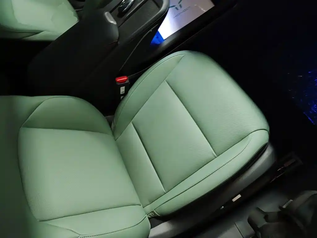Hongqi EH7 2026 2025 690 Smart Selection Edition