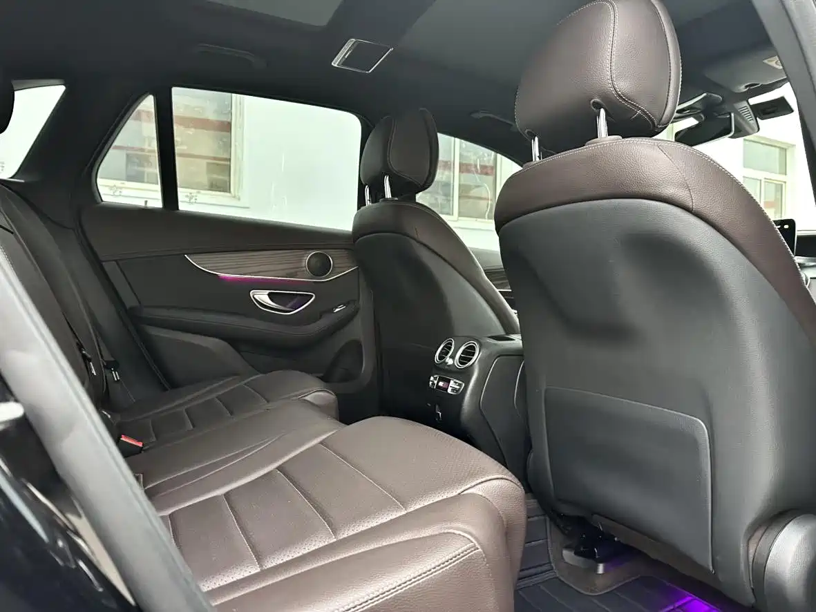 Mercedes-Benz GLC 2022 Facelift GLC 260 L 4MATIC Luxury Model фото 15