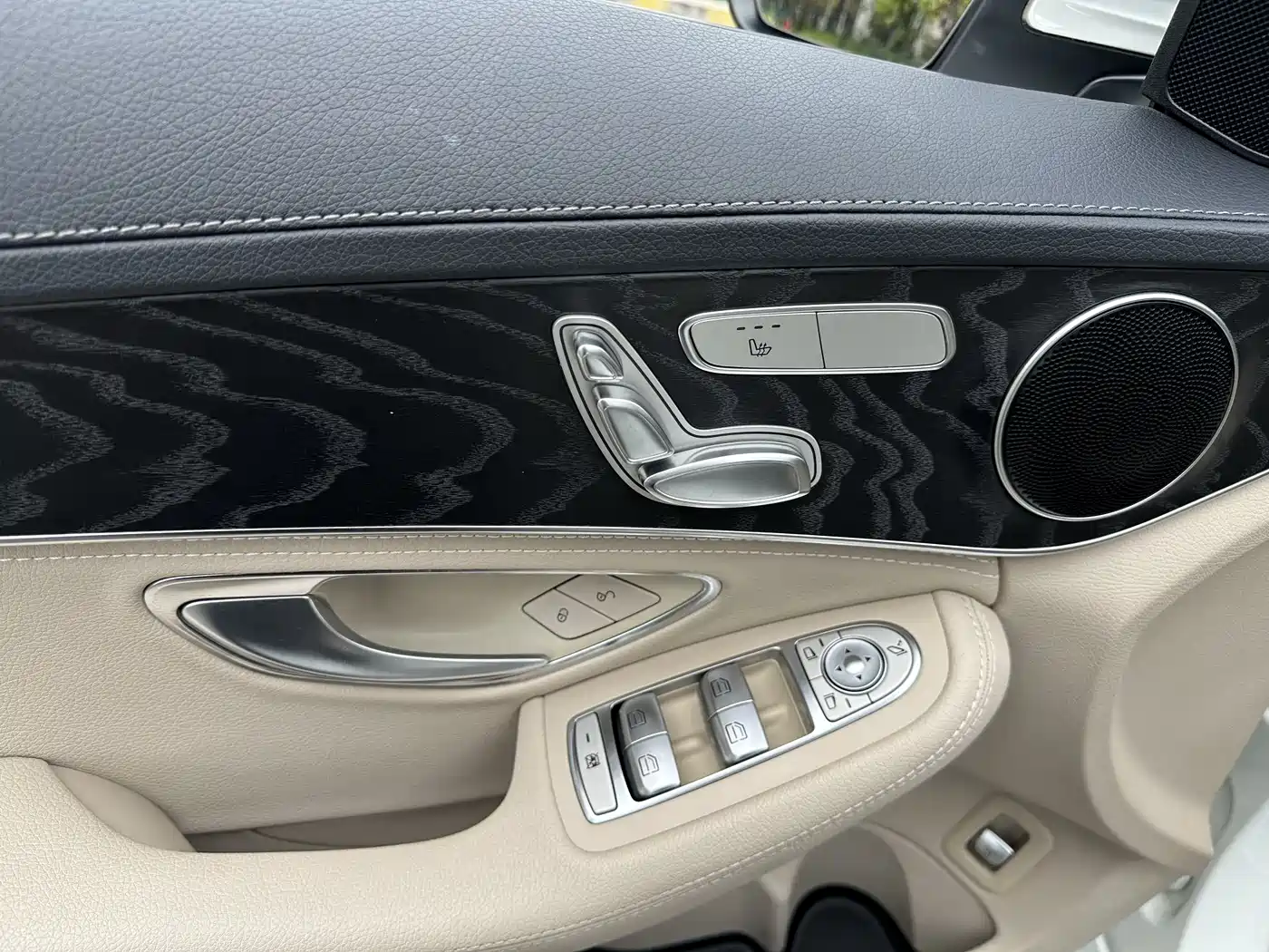 Mercedes-Benz C-Class 2016 C 200 L Sport фото 17