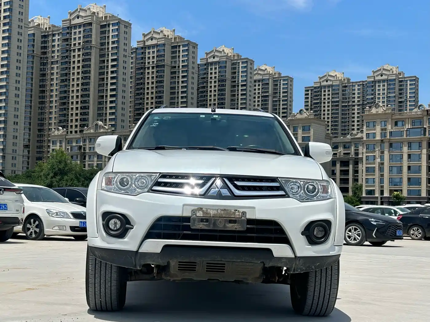 2017 Mitsubishi Pajero Sport