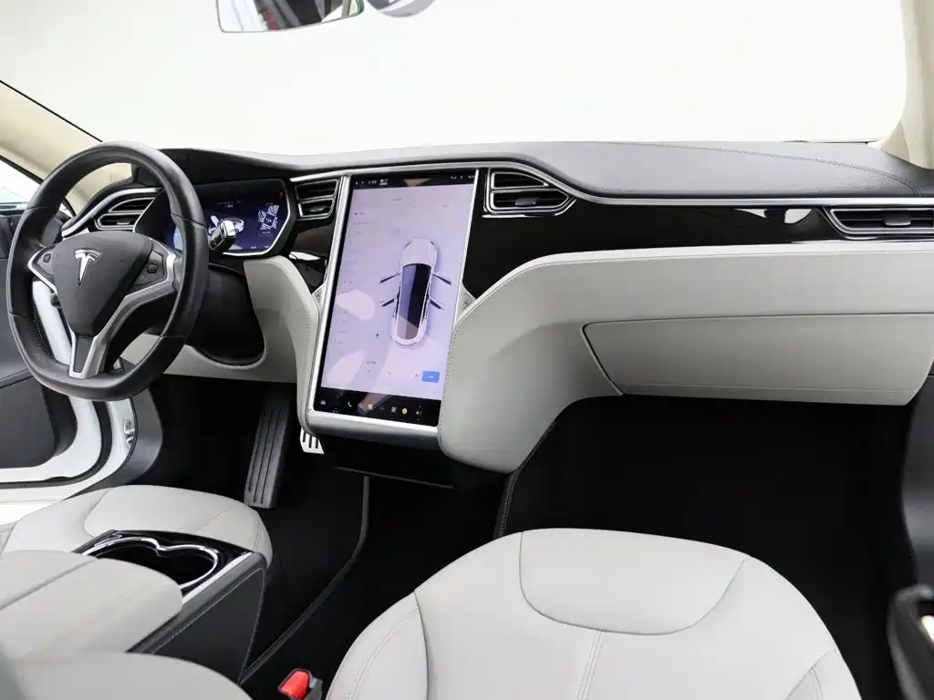 Tesla Model S 2015 2014 Model S P85