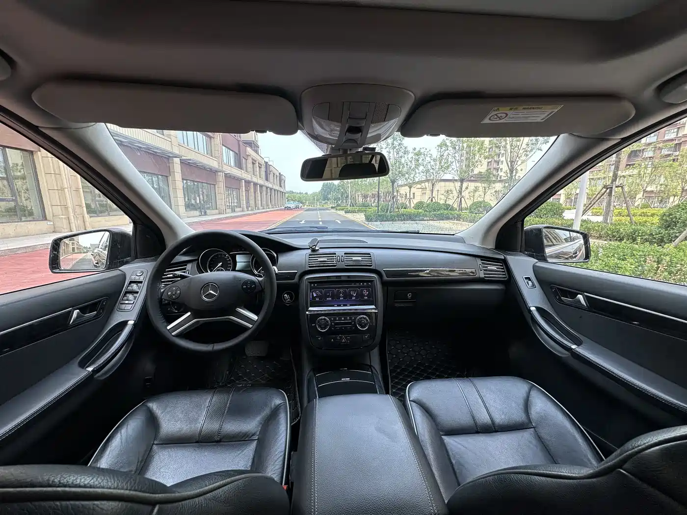 Mercedes-Benz R-Class 2017 R 320 4MATIC Business Collector's Edition фото 7
