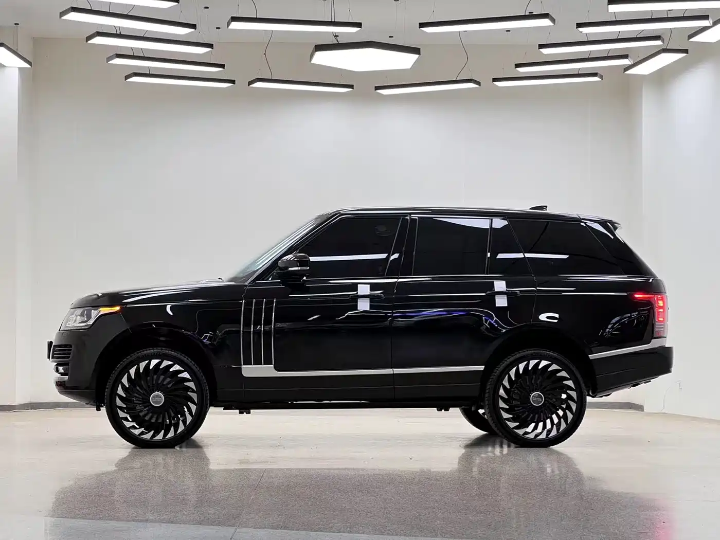 Land Rover Range Rover 2017 3.0 SC V6 Vogue фото 4
