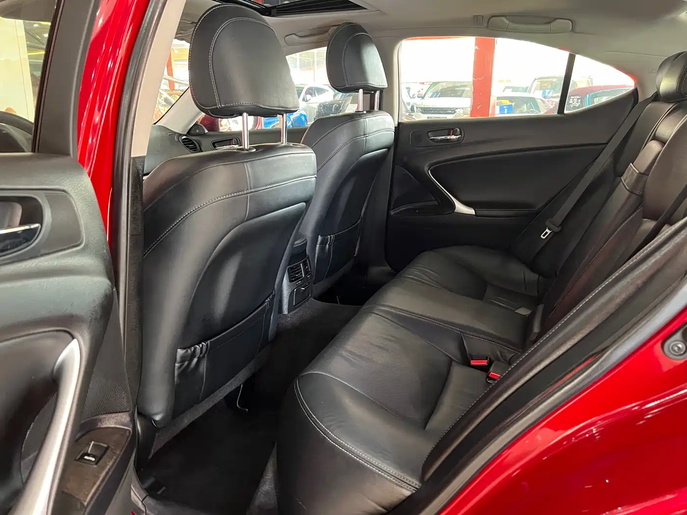 Lexus IS 2011 250 Sport фото 8
