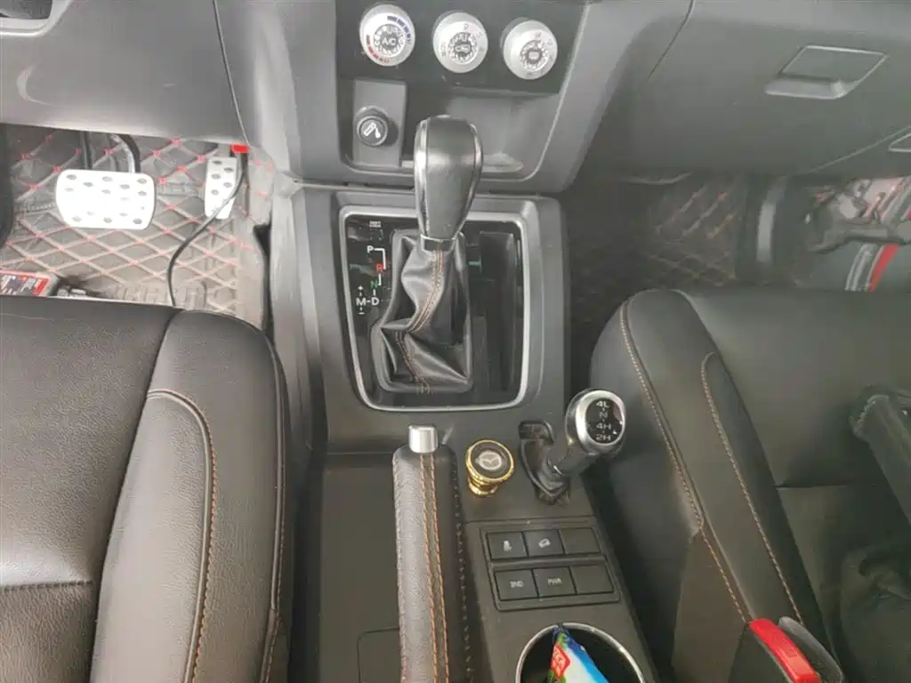 BAIC ORV Beijing Offroad BJ40 2016 Model 40L 2.3T Automatic 4WD Exclusive фото 14