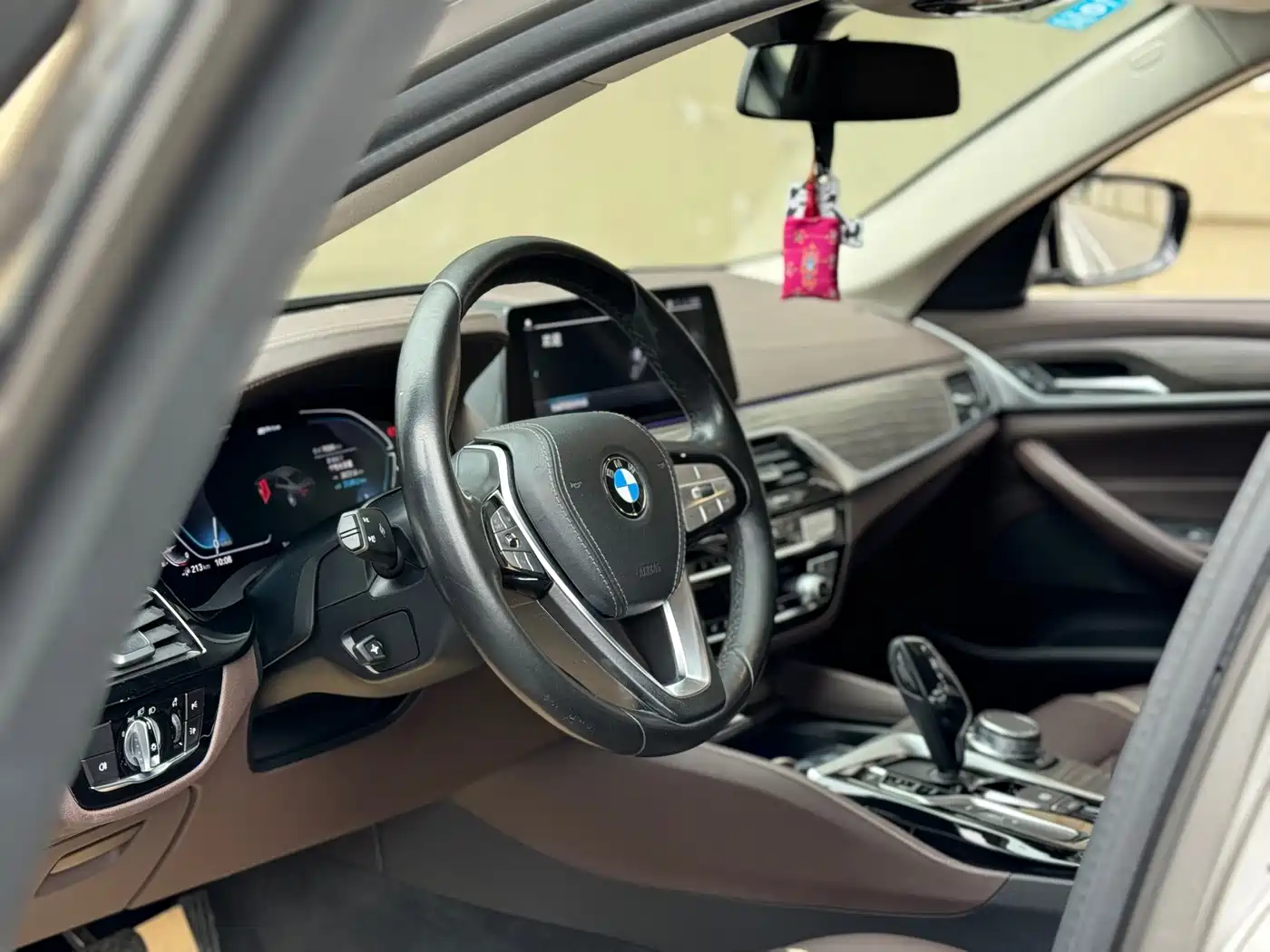 BMW 5 SERIES NEW ENERGY