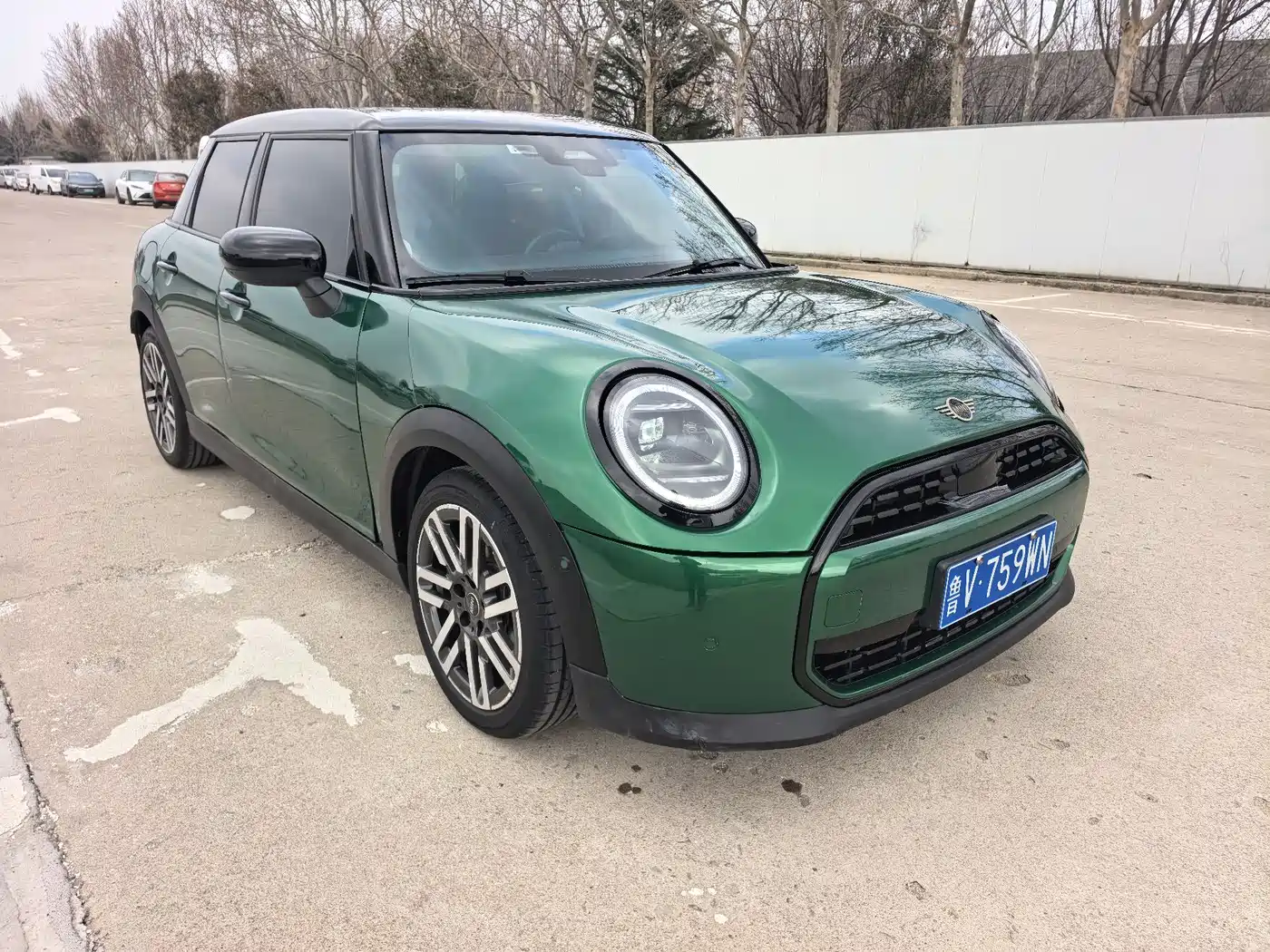 MINI 2025 1.5T COOPER Classic 5-Door фото 3