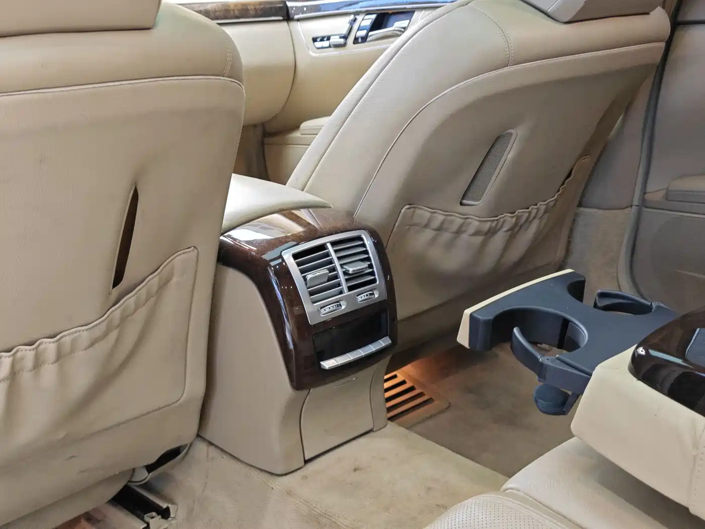 Mercedes-Benz S-Class 2010 S 300 L Luxury фото 27