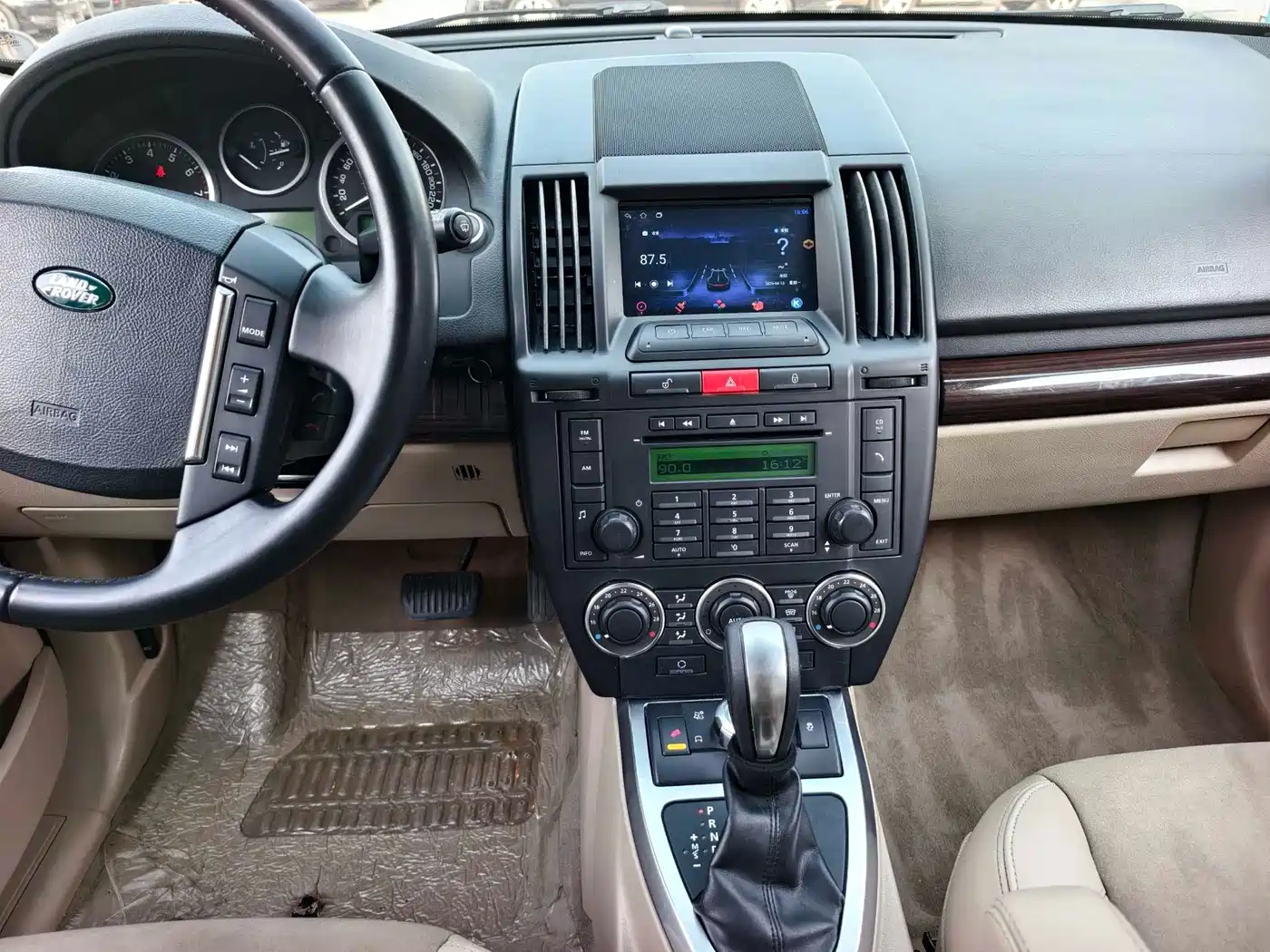 Land Rover Freelander 2 2012 2.0T Si4 HSE Petrol фото 12