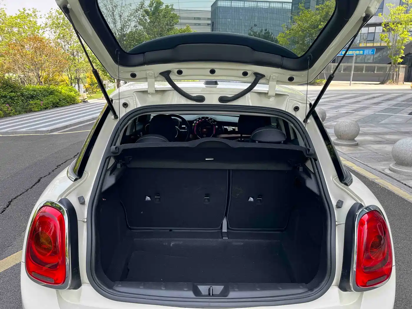 MINI 2018 1.5T ONE PLUS 5-Door фото 16