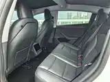 Фото 13 - Tesla Model 3
