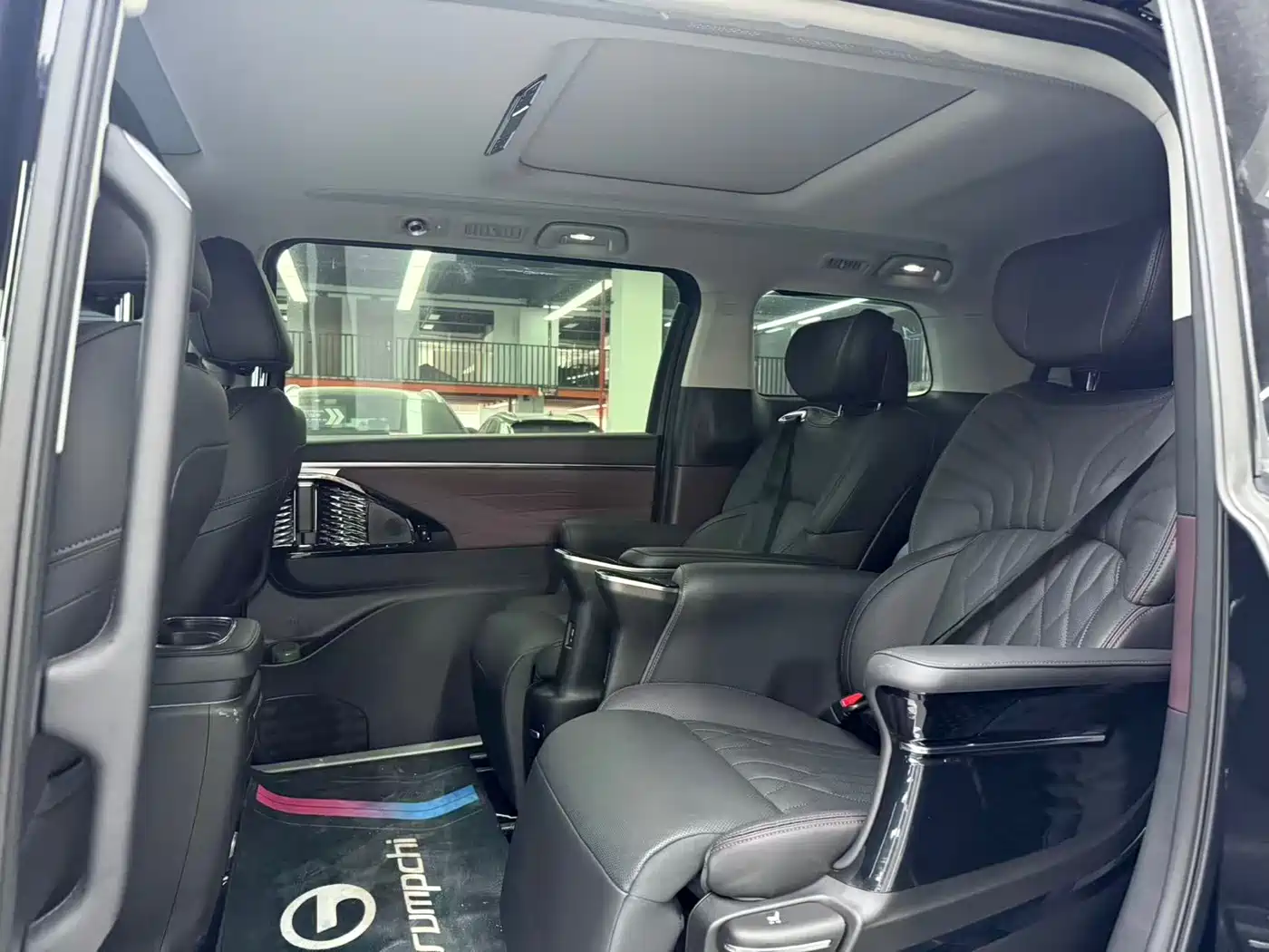 GAC Trumpchi Trumpchi M8 фото 8