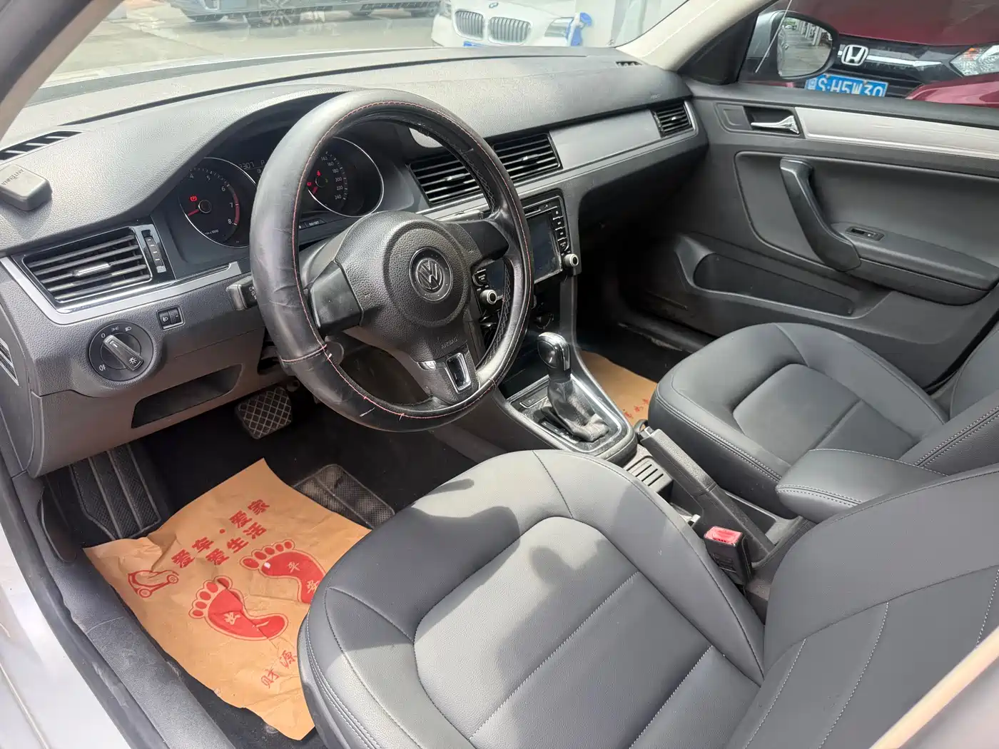 Volkswagen Bora 2015 Quality Edition 1.6L Automatic Fashion фото 7
