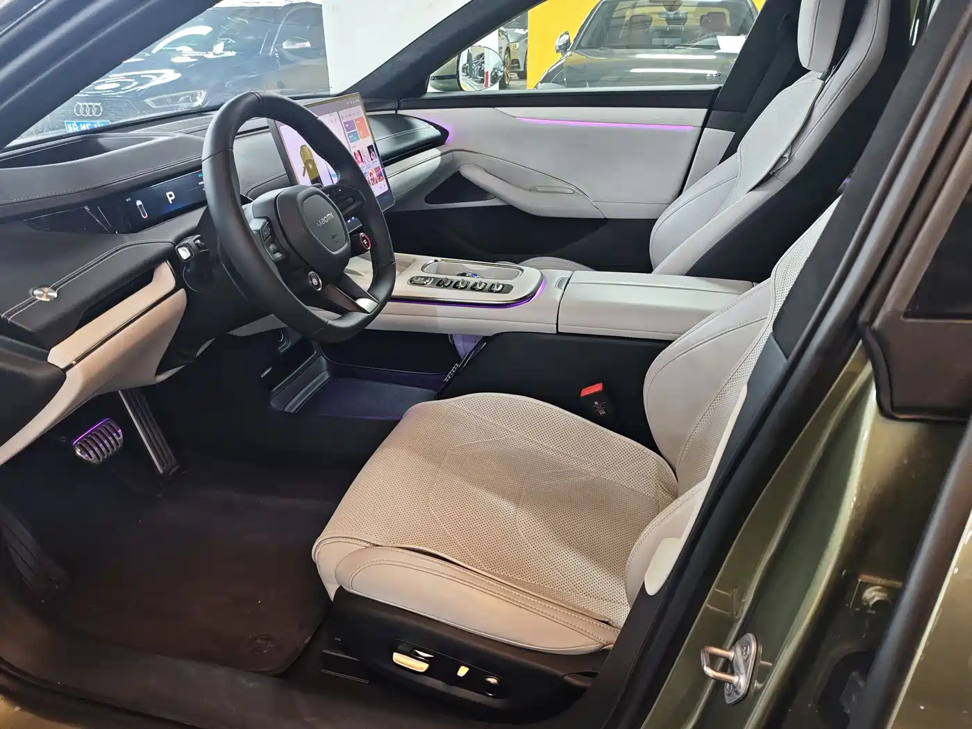 XIAOMI CAR XIAOMI SU7