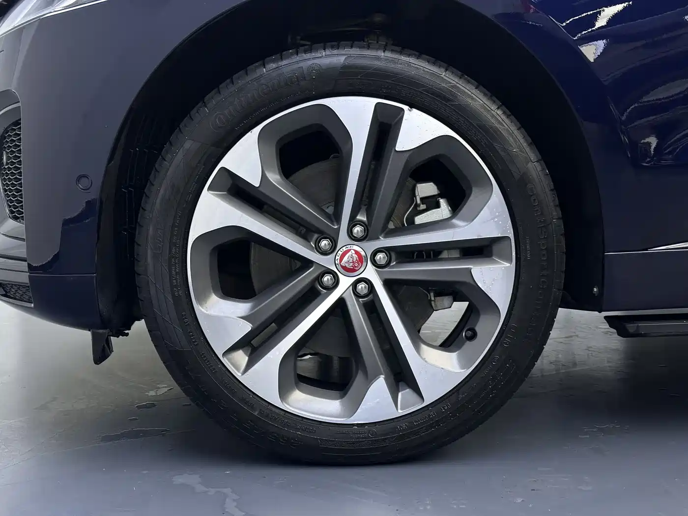 Jaguar F-PACE 2021 340PS R-Dynamic SE фото 29