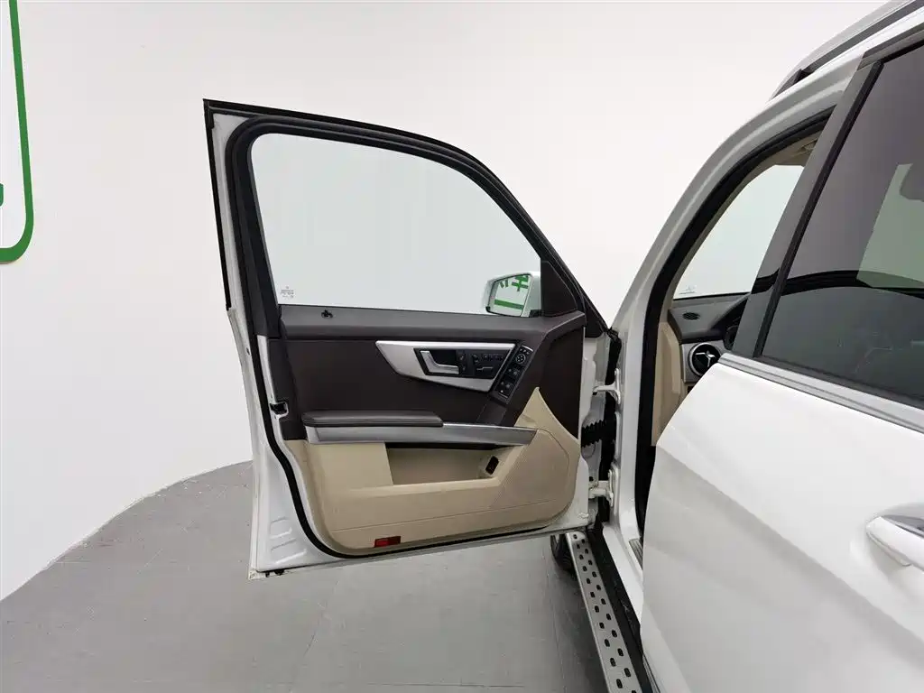 Mercedes-Benz GLK-Class 2015 GLK 300 4MATIC Fashion Ultimate Edition фото 8