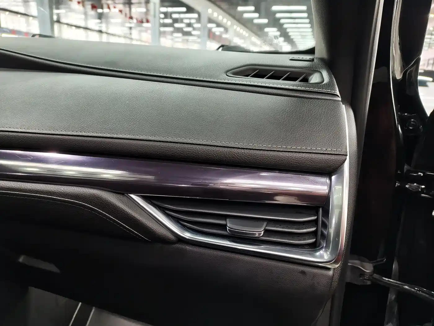 Cadillac XT4 2020 28T 2WD Technology фото 17