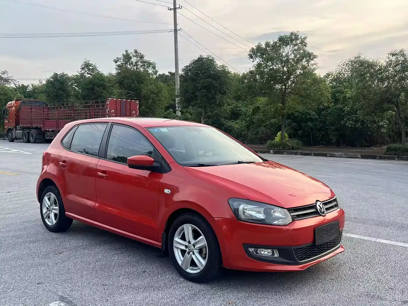 Volkswagen Polo 2012 2011 1.6L Automatic Cool Edition