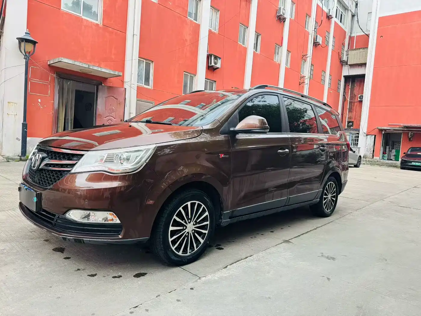 BAIC Weiwang M50F 2017 2017 1.3T Comfort