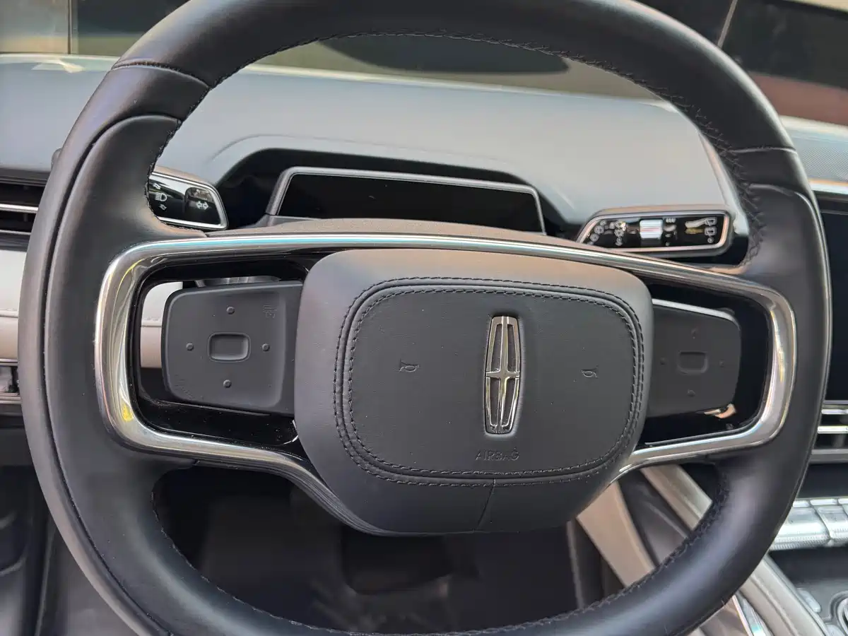 Lincoln Nautilus 2025 2025 2.0T AWD Prestige Hybrid