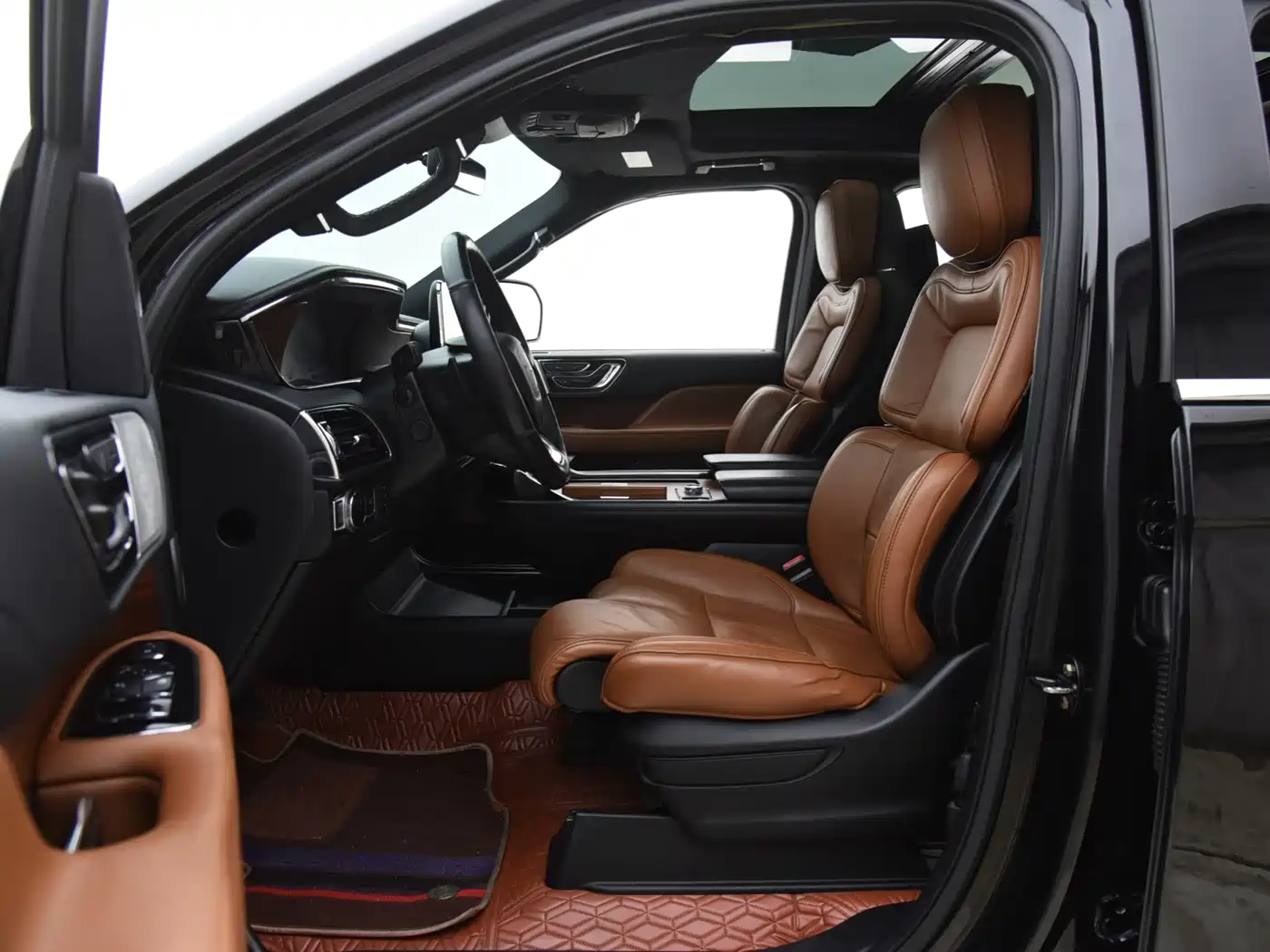 Lincoln Navigator 2019 3.5T Ultimate China VI фото 13