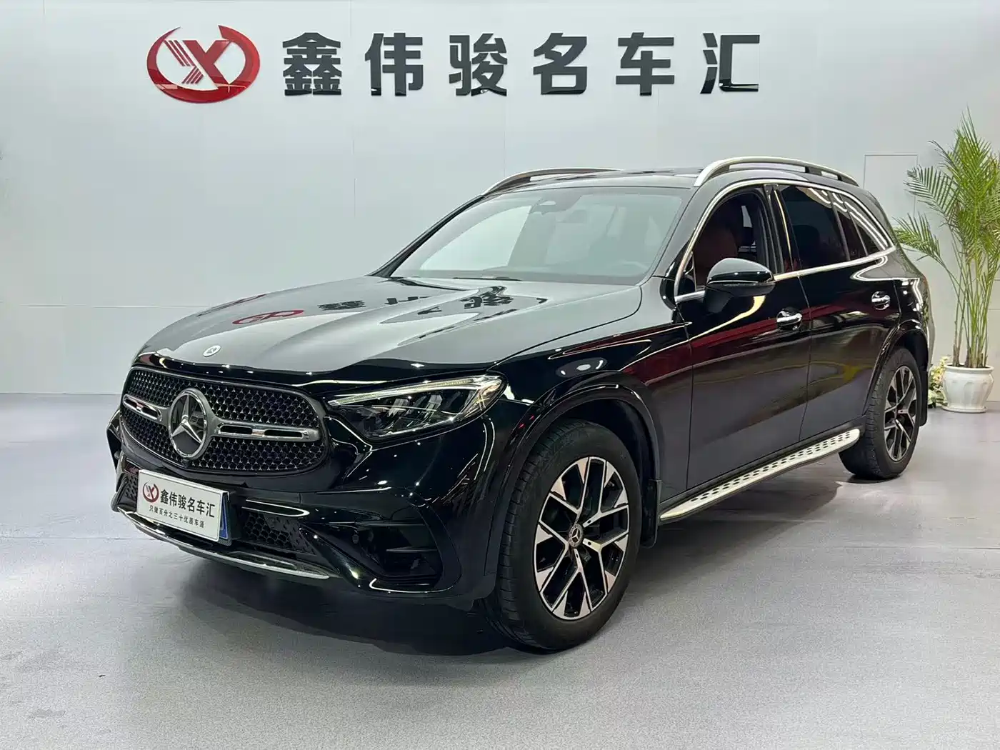Mercedes-Benz GLC 2024 GLC 260 L 4MATIC Luxury 5-seater фото 2