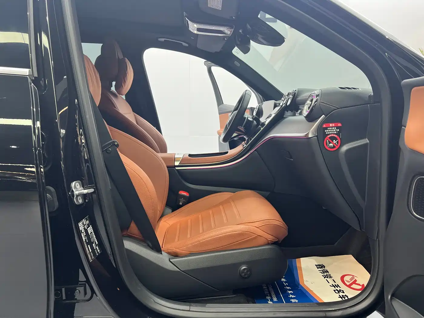 Mercedes-Benz GLC 2024 GLC 260 L 4MATIC Luxury 5-seater фото 13