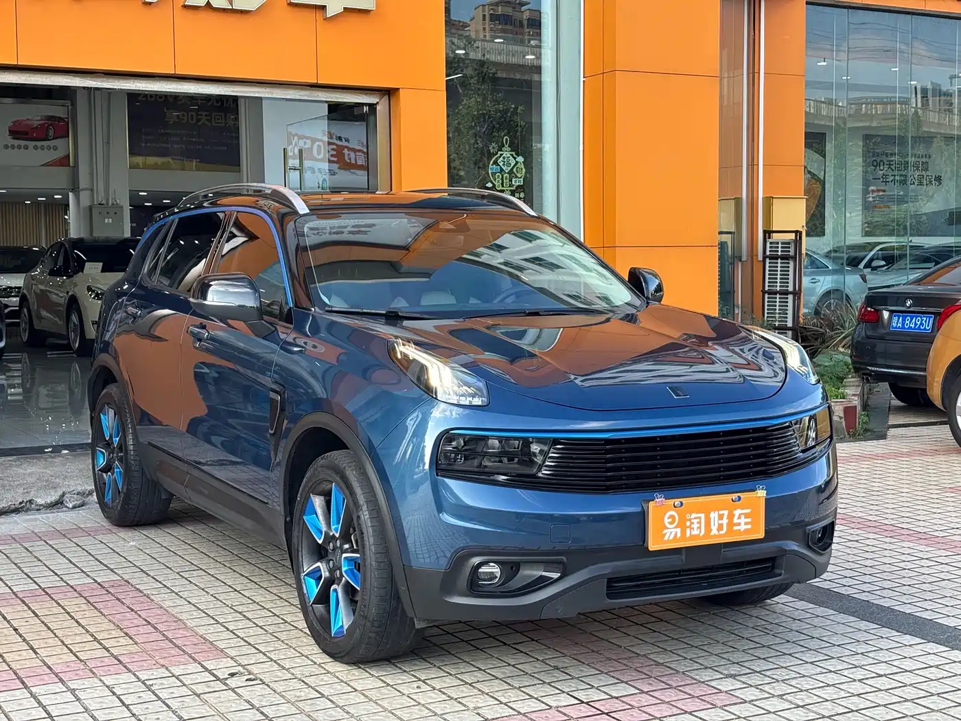 Lynk & Co 01 2017 2.0T 2WD Pro Shine Edition фото 4