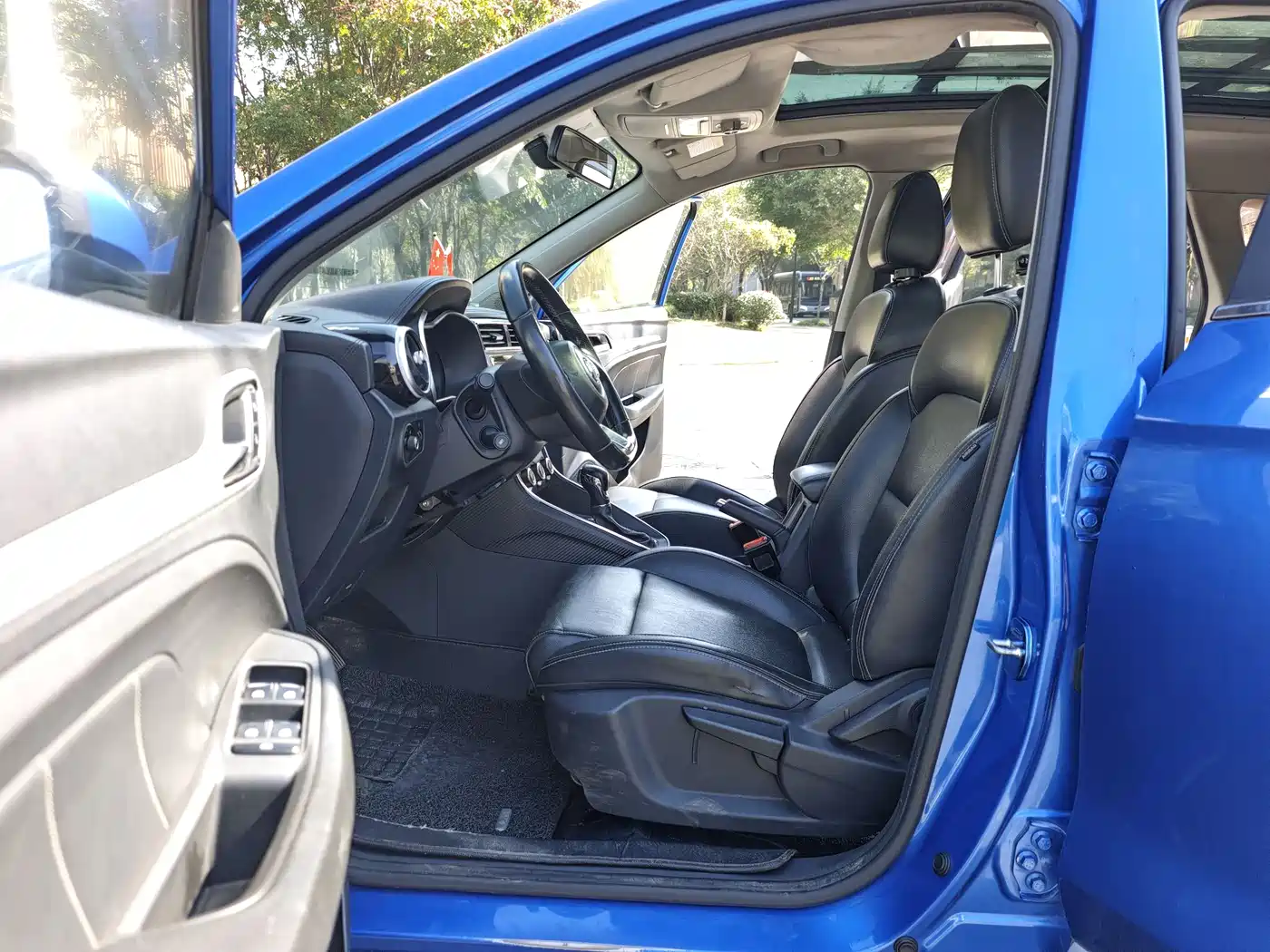 MG ZS 2017 2017 1.5L Automatic Luxury Edition